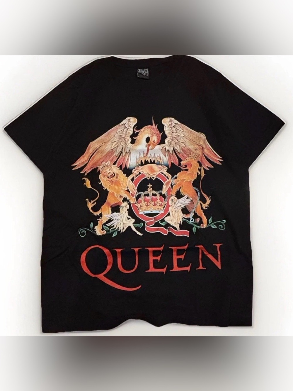 Queen T- Shirt Medium Rock Band Lion Crest Crown Black Freddy Back Print 80s